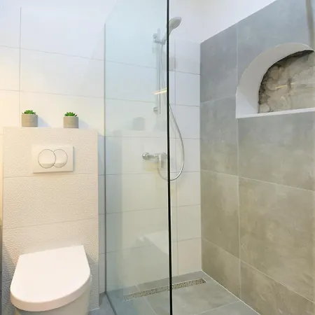 The Old Town, Great Location *